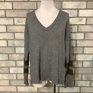 3for$20 sweater small